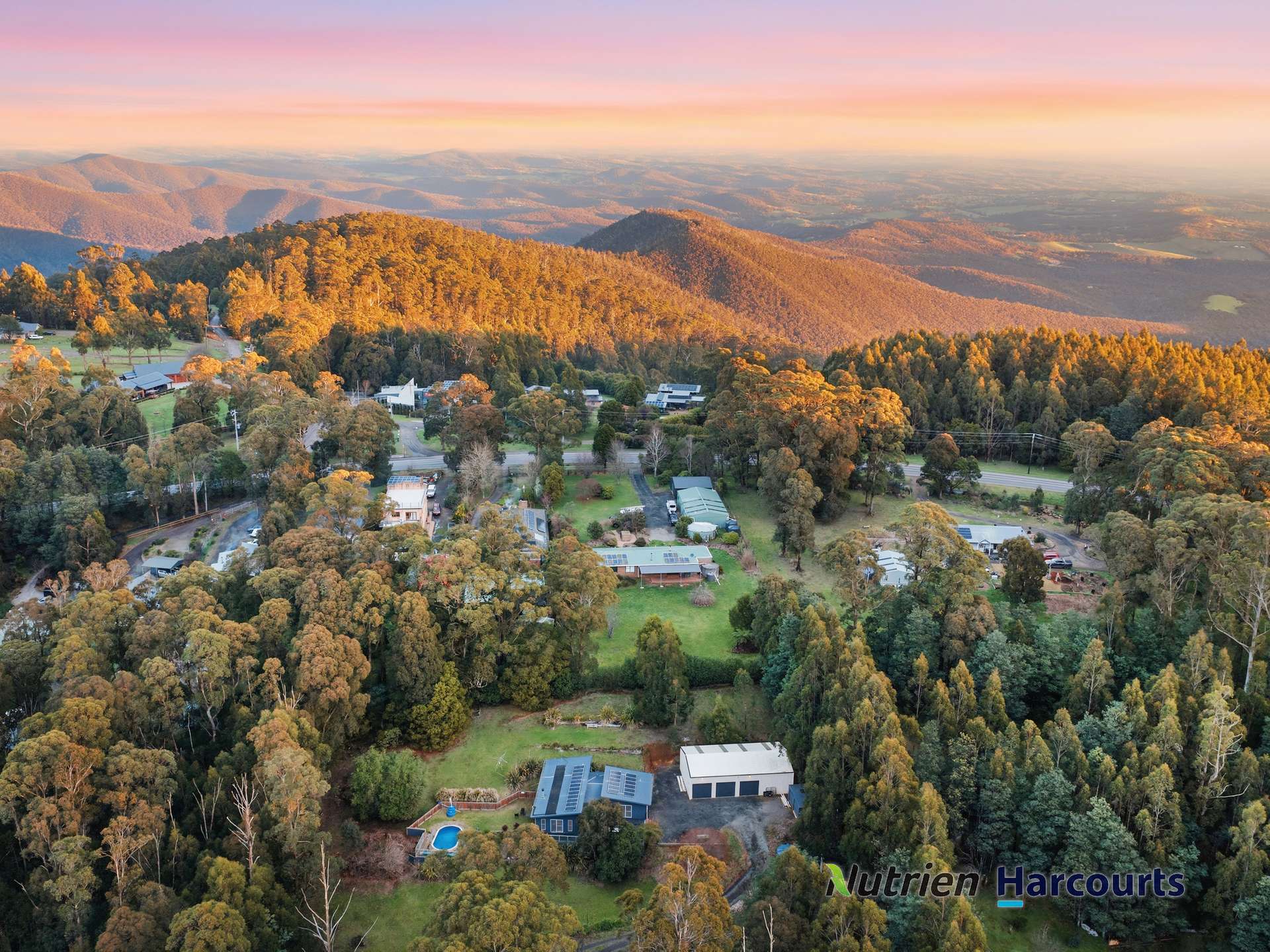 117 Deviation Road, Kinglake For Sale by Farmbuy.com - image 1