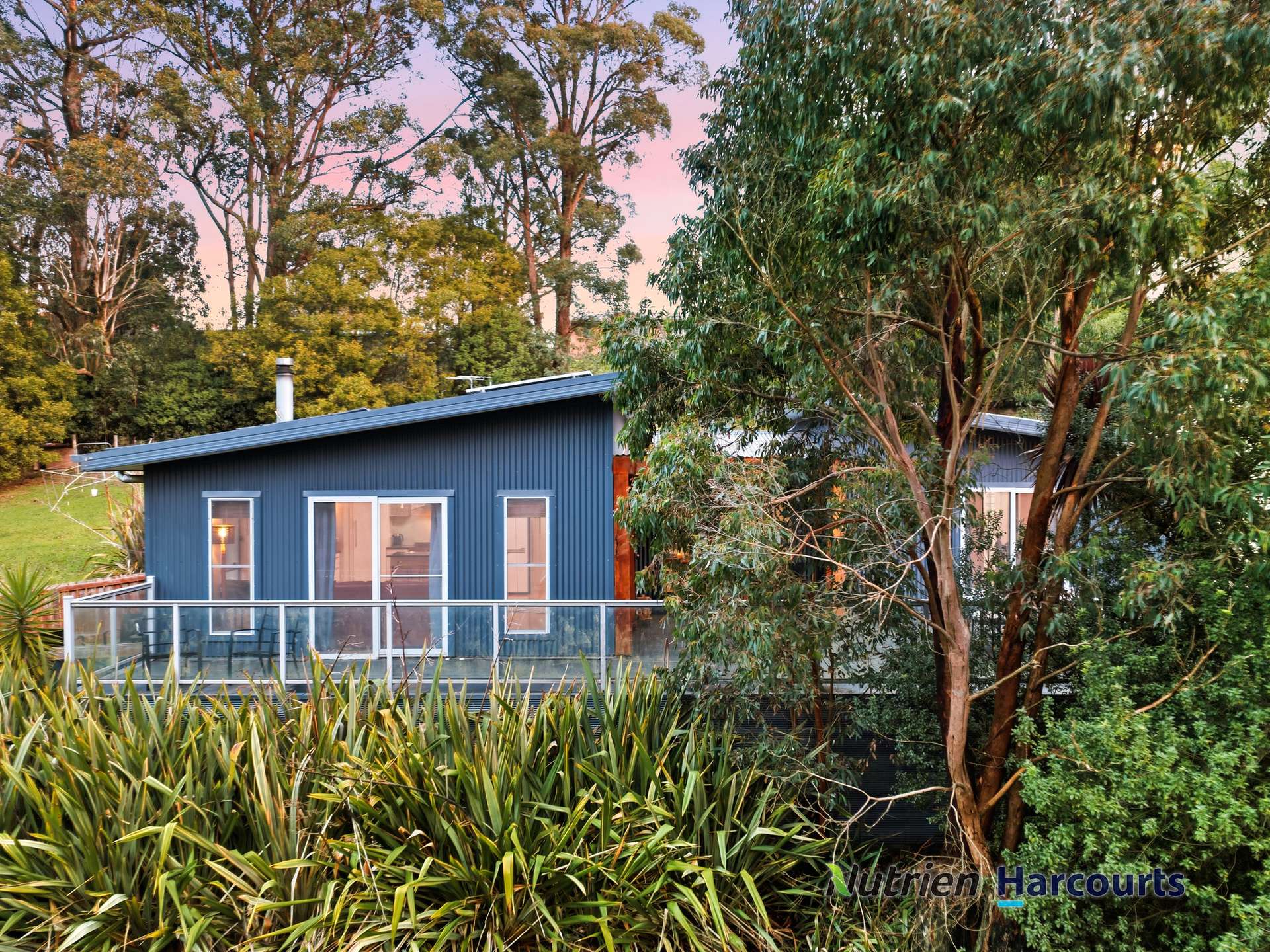 117 Deviation Road, Kinglake For Sale by Farmbuy.com - image 2