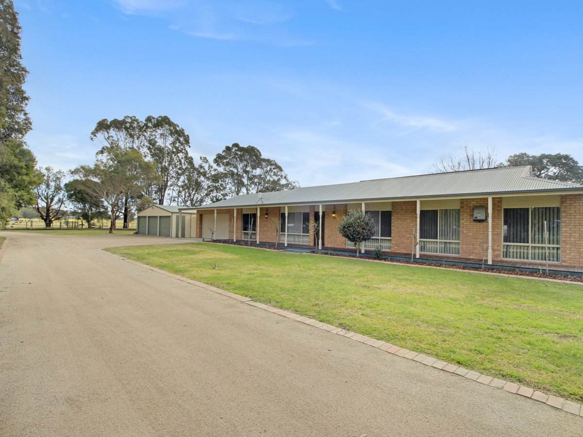 42 Fernbank-Lindenow South Road, Lindenow South For Sale by Farmbuy.com - image 18
