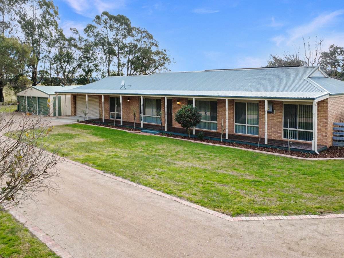 42 Fernbank-Lindenow South Road, Lindenow South For Sale by Farmbuy.com - image 1