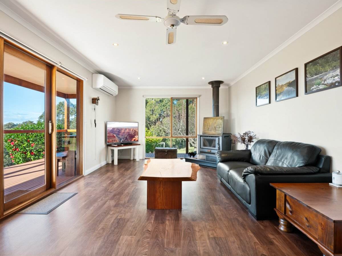 112 Great Alpine Road, Bruthen For Sale by Farmbuy.com - image 4