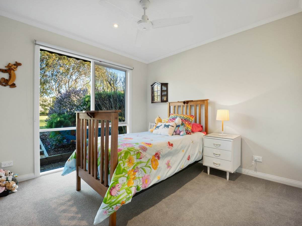 112 Great Alpine Road, Bruthen For Sale by Farmbuy.com - image 10