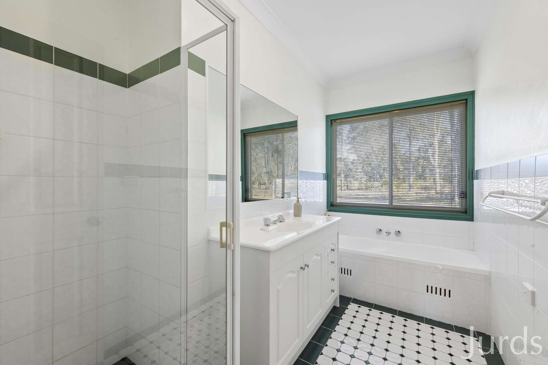 627 Standen Drive, Lower Belford For Sale by Farmbuy.com - image 25