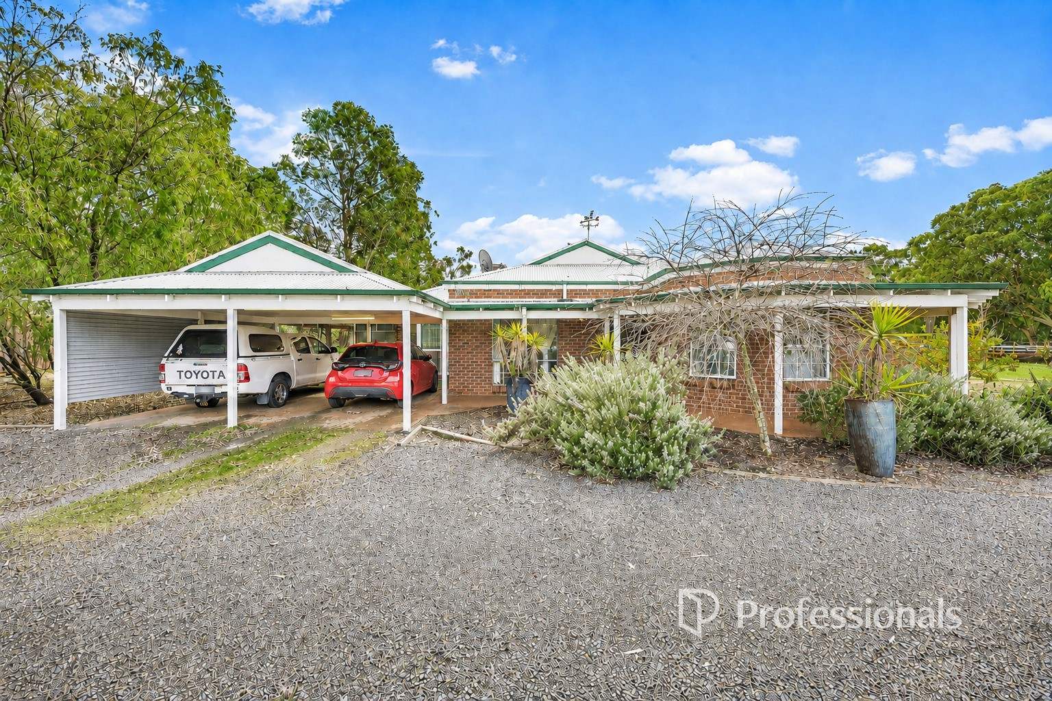 14 Paperbark Close, North Boyanup For Sale by Farmbuy.com - image 4