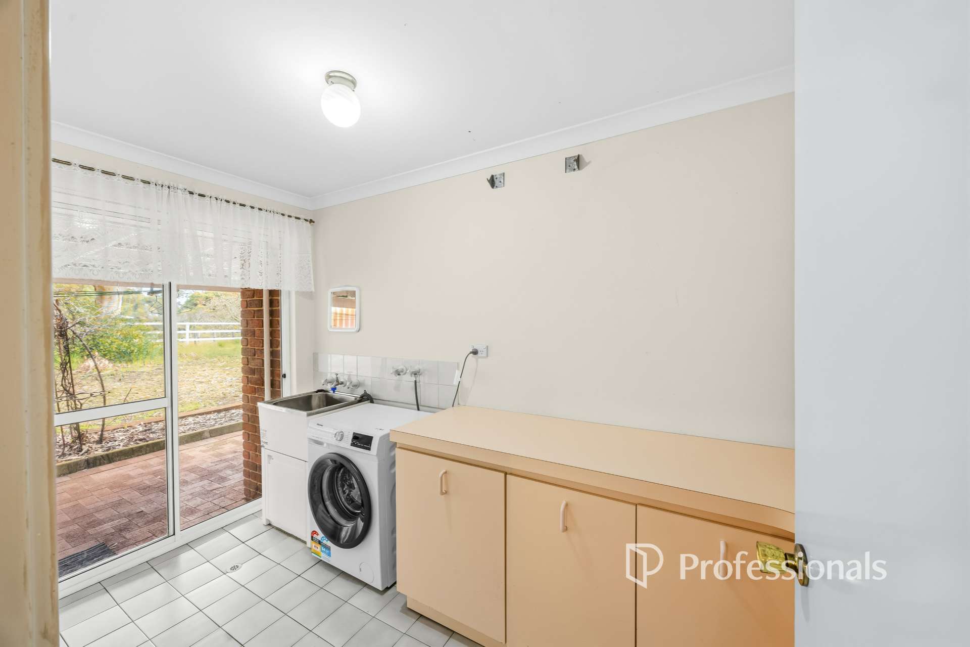 14 Paperbark Close, North Boyanup For Sale by Farmbuy.com - image 23