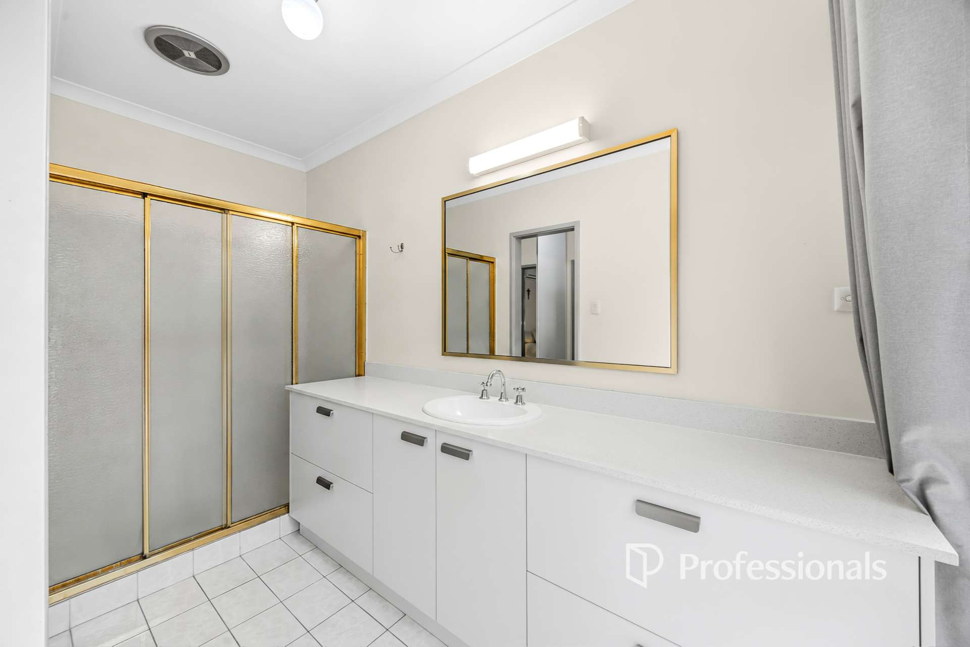 14 Paperbark Close, North Boyanup For Sale by Farmbuy.com - image 18