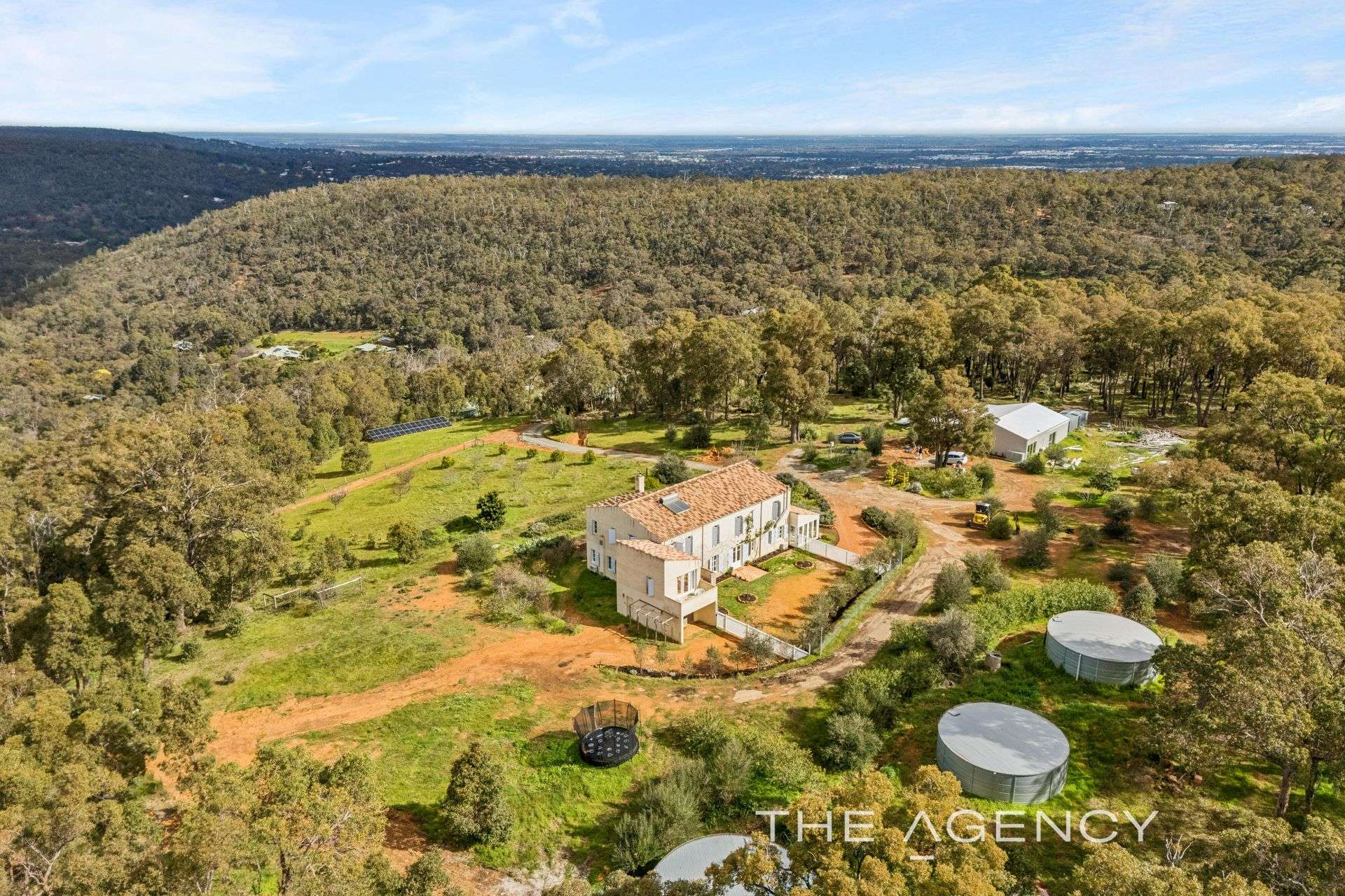 163 Urch Road, Roleystone For Sale by Farmbuy.com - image 2