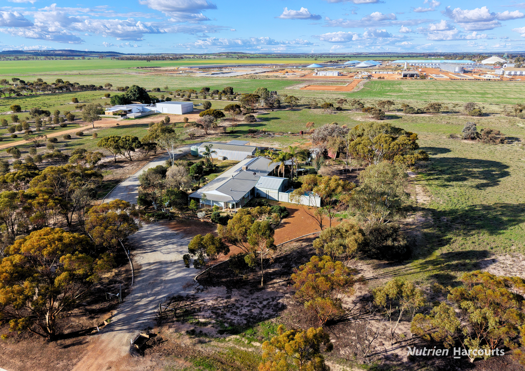 10 Bedford Street, Kellerberrin WA 6410