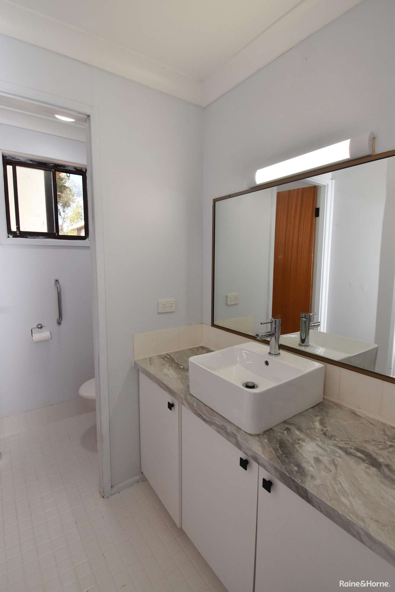 242 Fashions Mount Road Mumbil Via, Wellington For Sale by Farmbuy.com - image 13