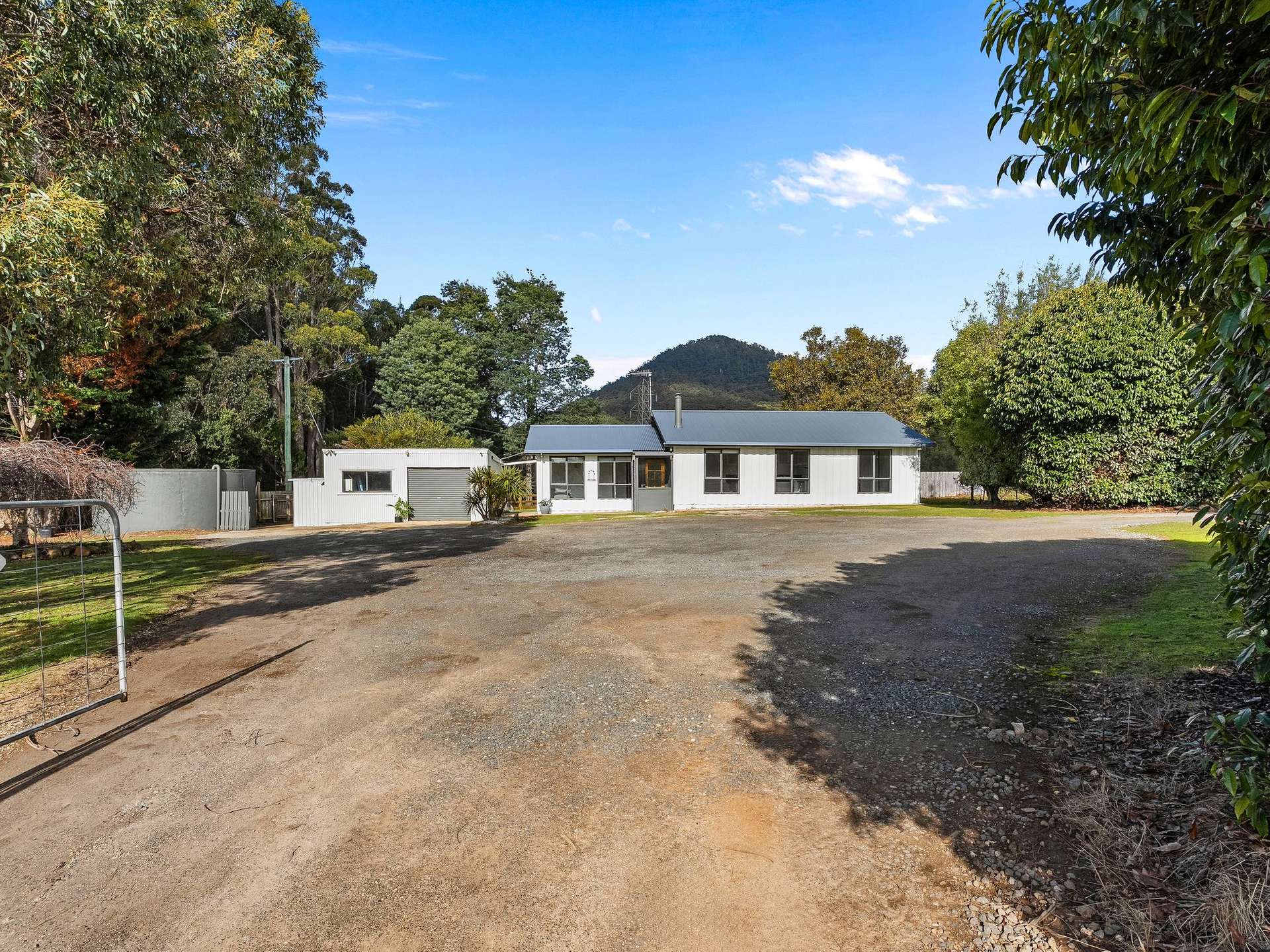 287 Ironcliffe Road, Penguin For Sale by Farmbuy.com - image 1