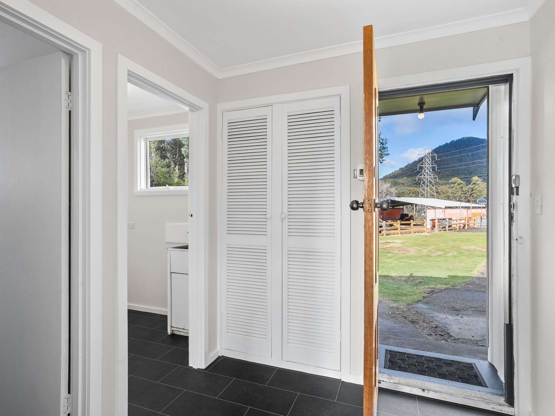 287 Ironcliffe Road, Penguin For Sale by Farmbuy.com - image 10