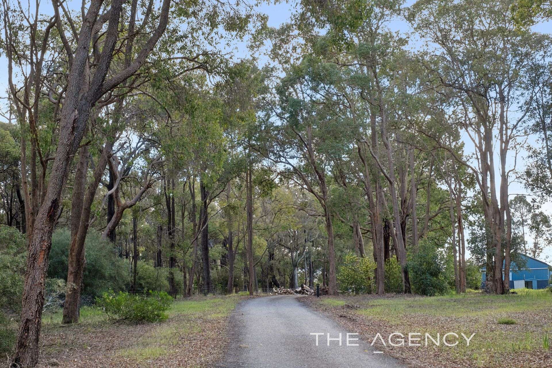 16 Strawberry Hill Drive, Gidgegannup For Sale by Farmbuy.com - image 32