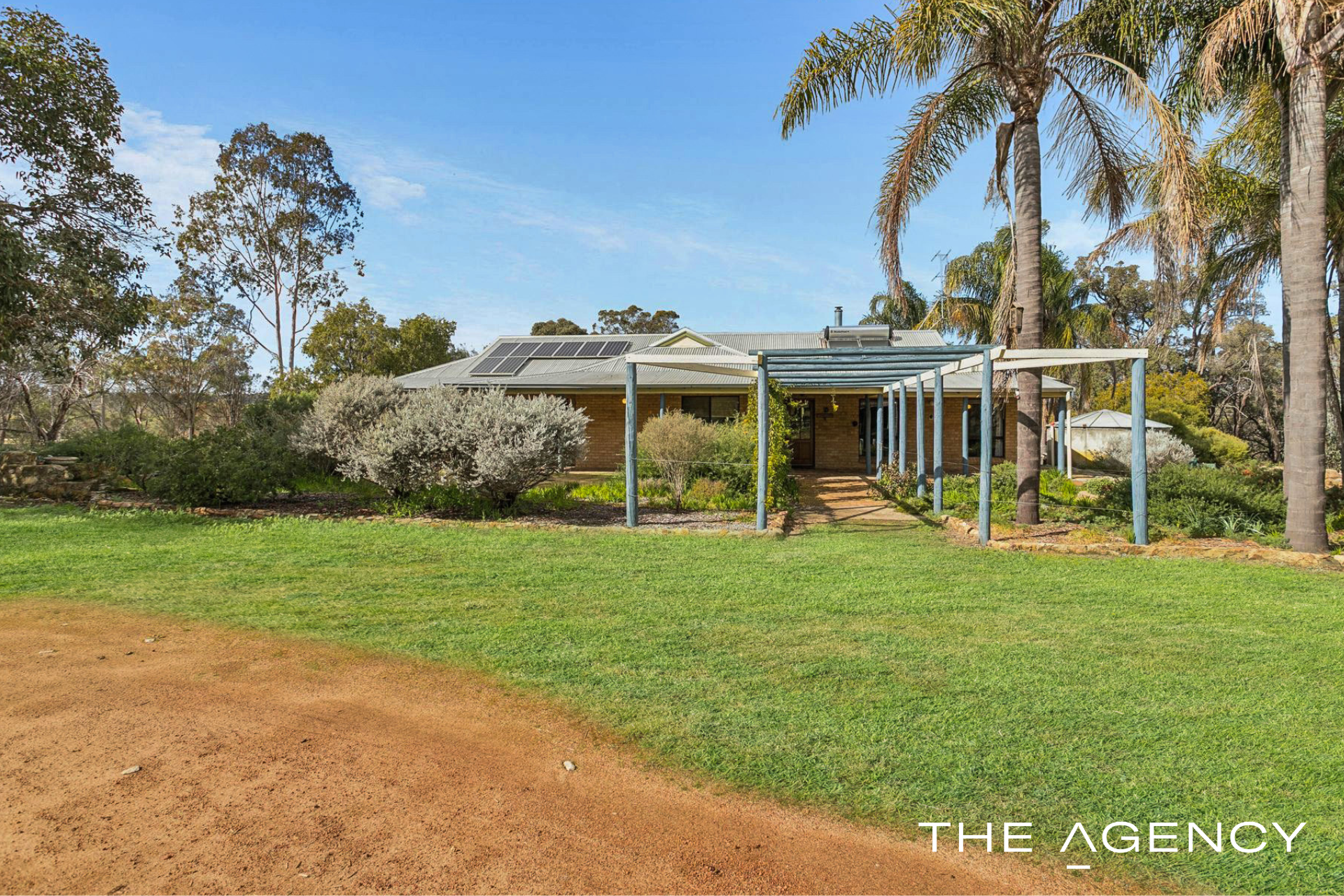 61 Rail Close, Bakers Hill For Sale by Farmbuy.com - image 4