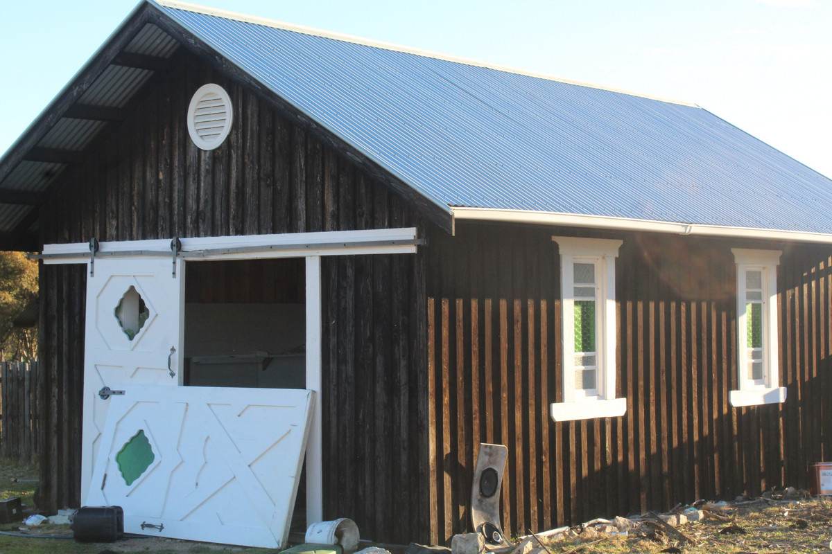 2087 Rabbit Fence Road, Passchendaele For Sale by Farmbuy.com - image 4