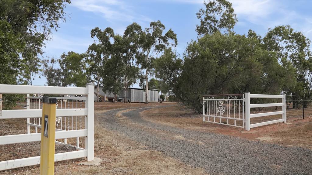 7 Speed Road, Oakey QLD 4401