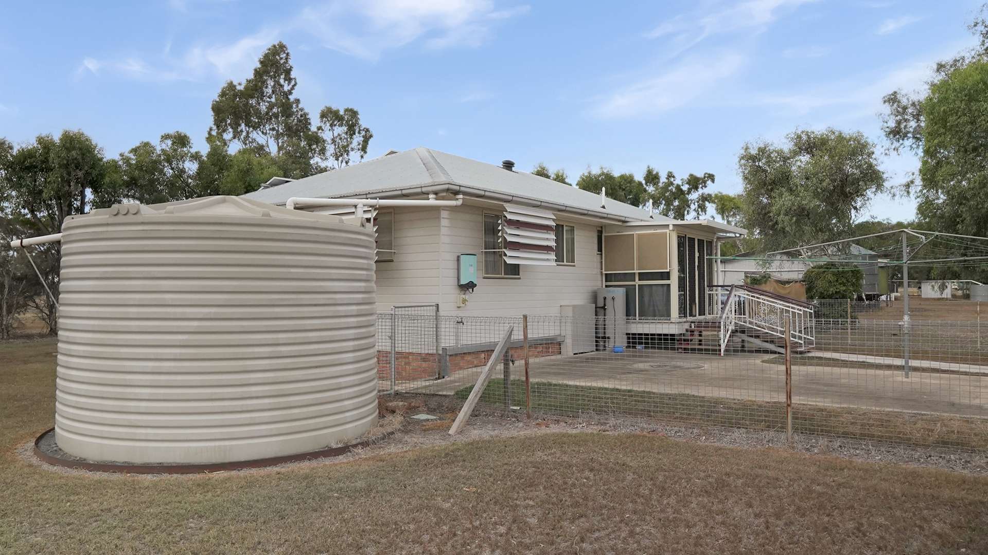 7 Speed Road, Oakey For Sale by Farmbuy.com - image 6