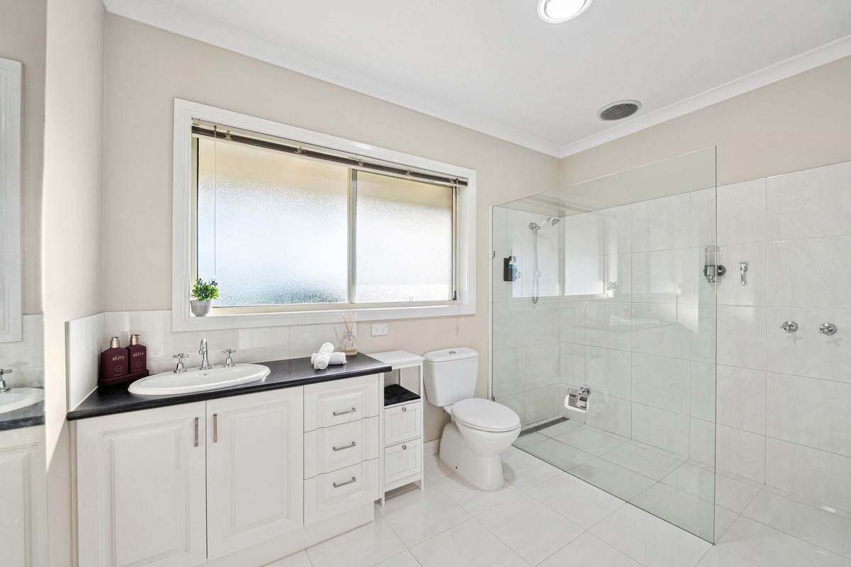 1703 McIvor Highway, Longlea For Sale by Farmbuy.com - image 18