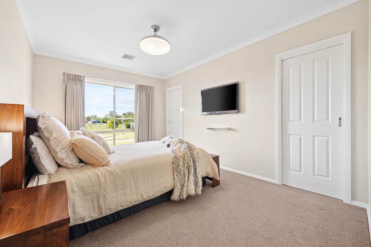 1703 McIvor Highway, Longlea For Sale by Farmbuy.com - image 17
