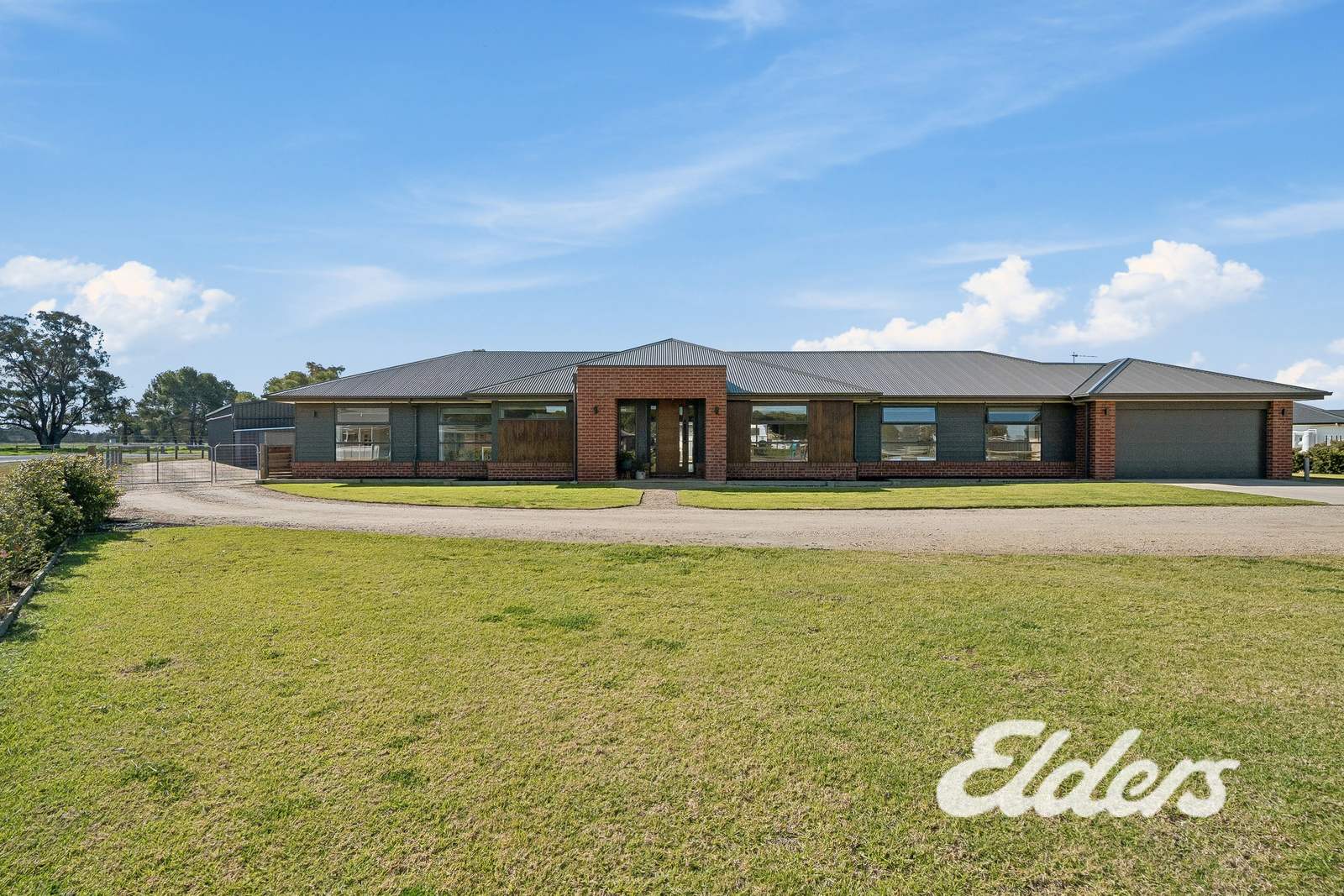 1 Adam Close, Mulwala For Sale by Farmbuy.com - image 2