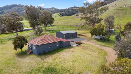 2661 Nundle Road, Woolomin NSW 2340