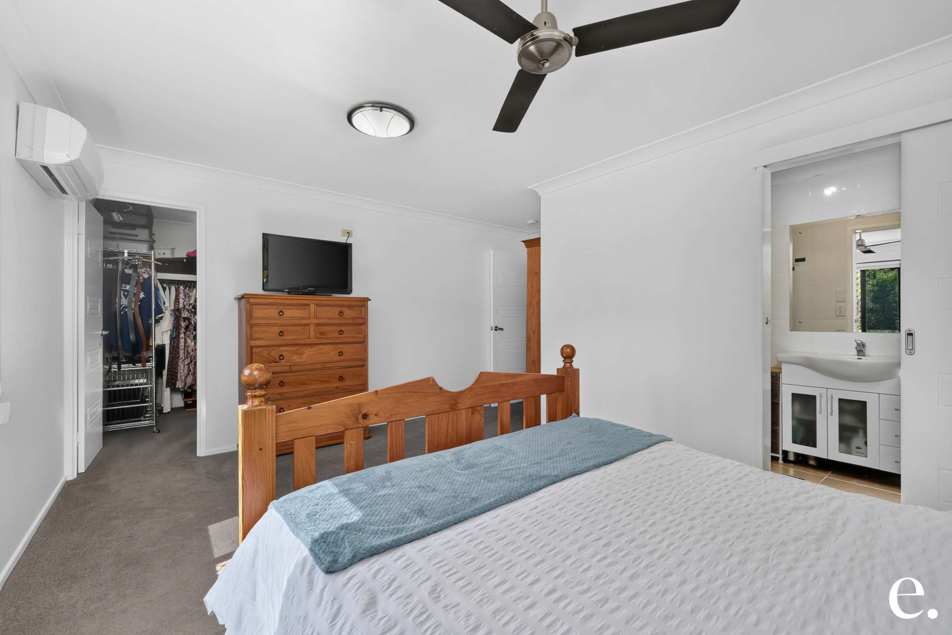111 Preston Road, Adelaide Park For Sale by Farmbuy.com - image 10