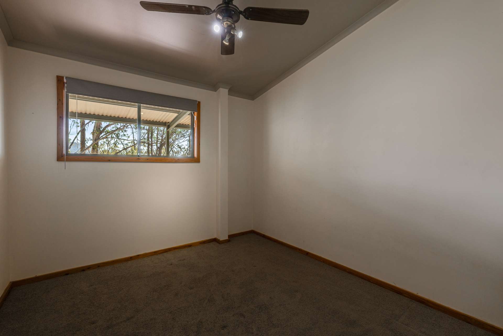 40 Berghofer Drive, Withcott For Sale by Farmbuy.com - image 16