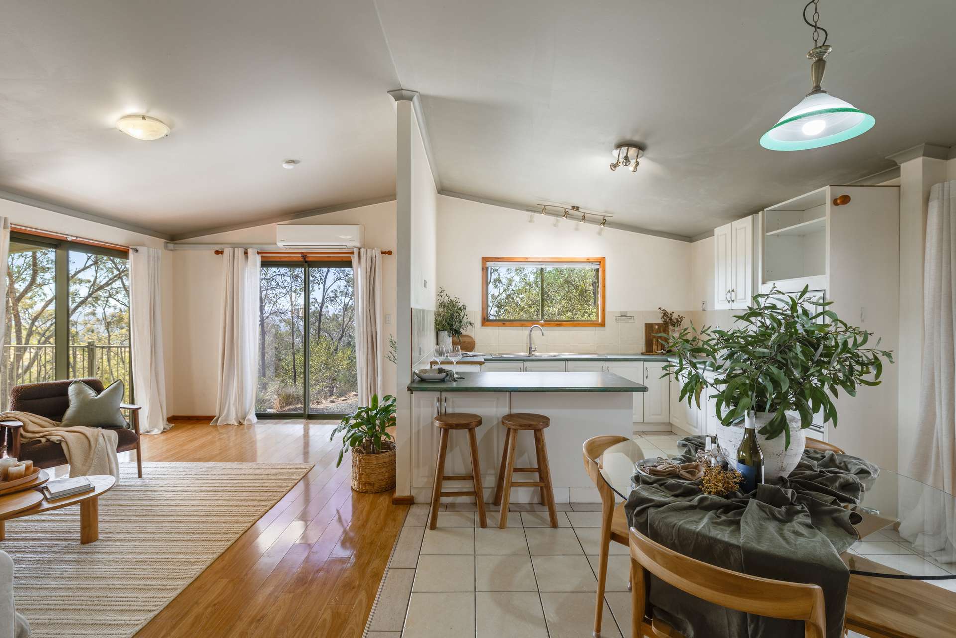 40 Berghofer Drive, Withcott For Sale by Farmbuy.com - image 5
