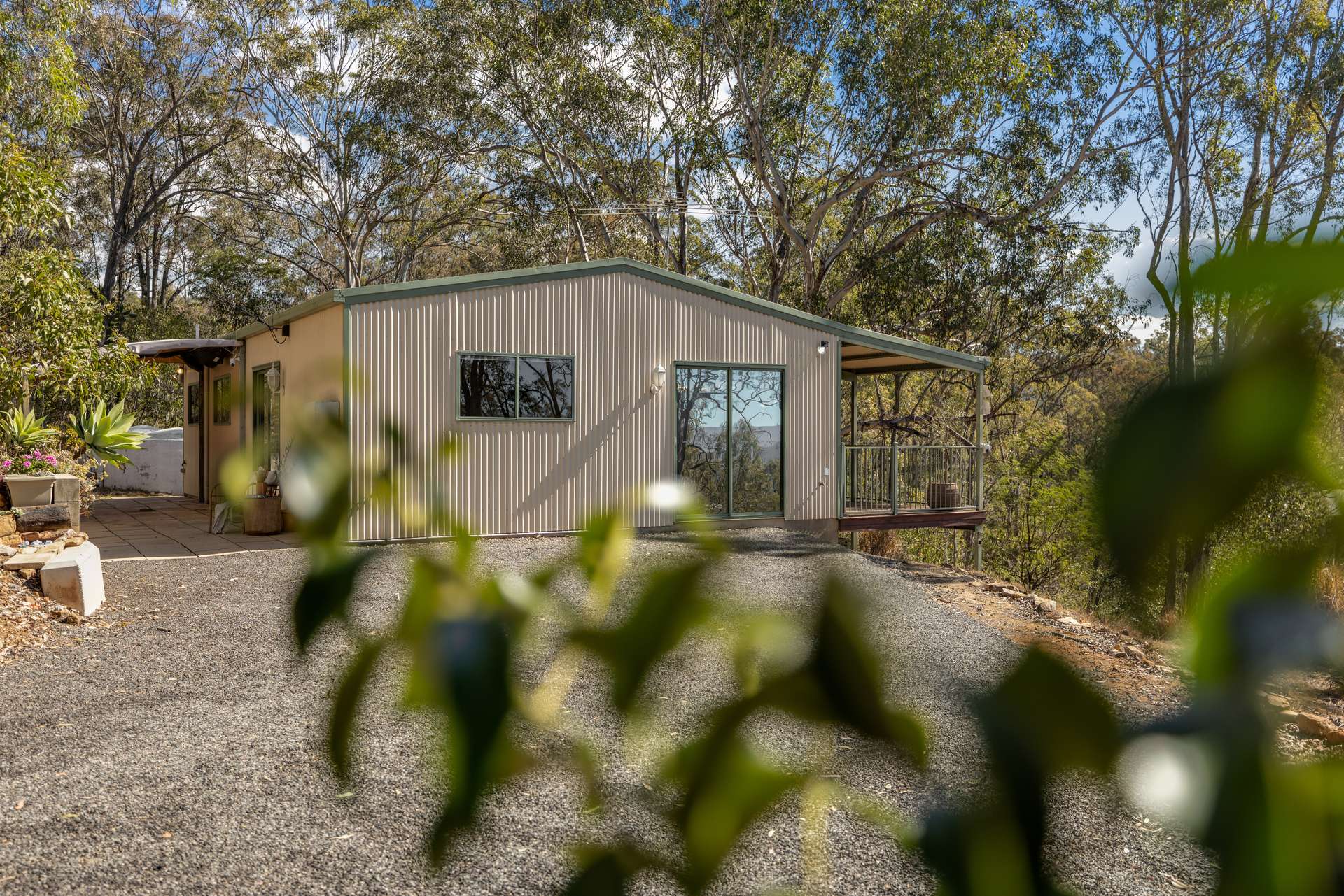 40 Berghofer Drive, Withcott For Sale by Farmbuy.com - image 2