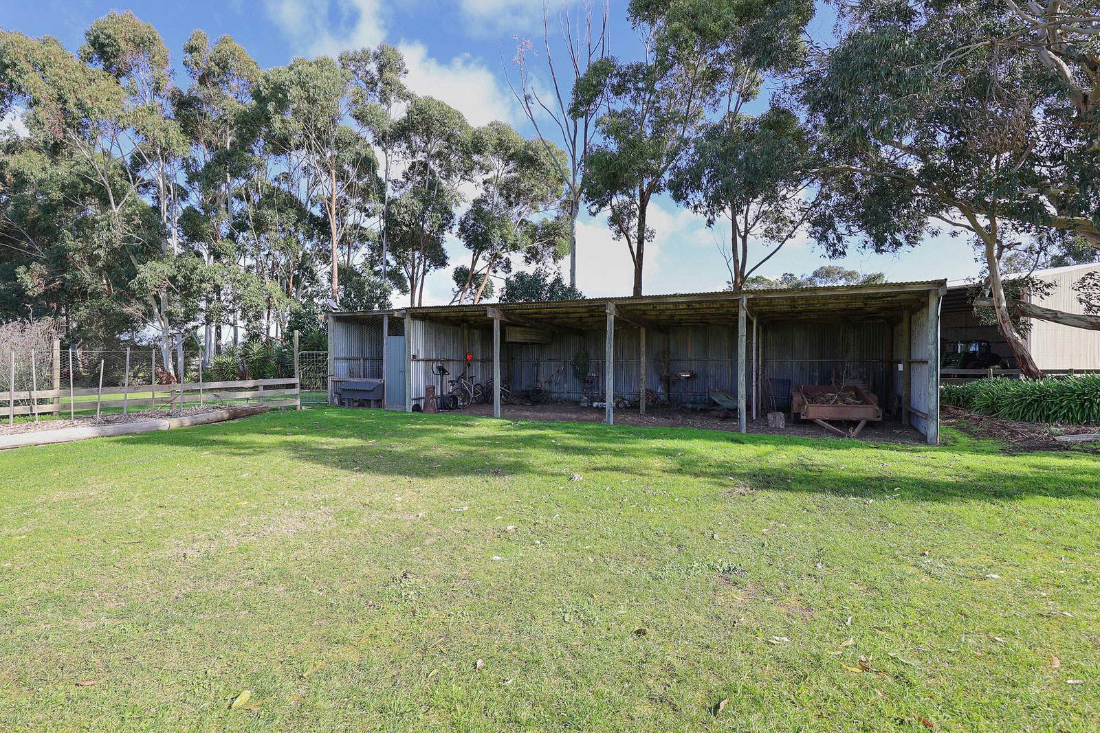 96 Dawsons Lane, Heywood For Sale by Farmbuy.com - image 10