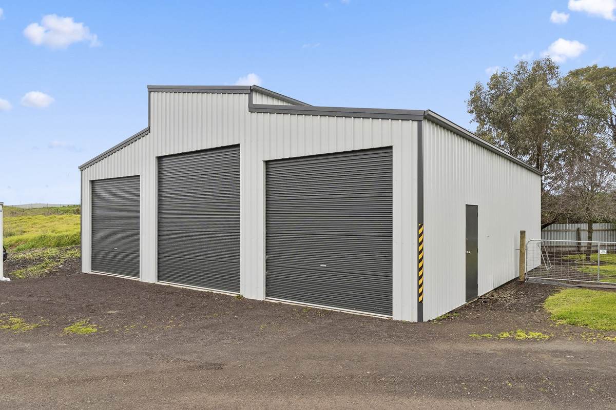 1780 Corangamite Lake Road, Dreeite For Sale by Farmbuy.com - image 16