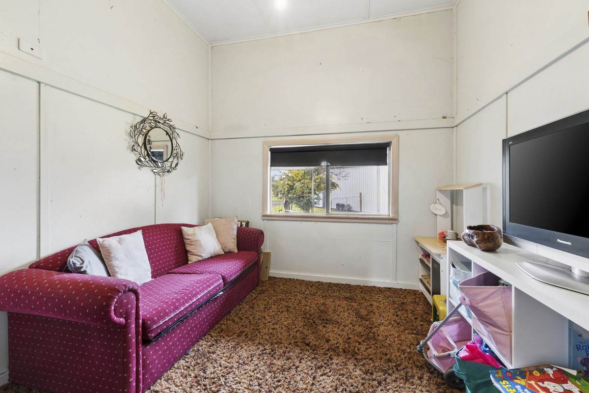 1780 Corangamite Lake Road, Dreeite For Sale by Farmbuy.com - image 8