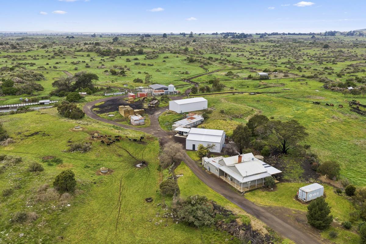 1780 Corangamite Lake Road, Dreeite For Sale by Farmbuy.com - image 3