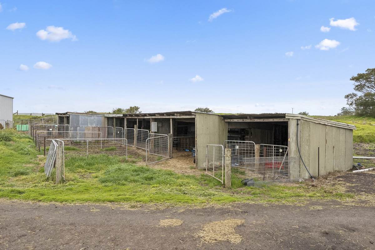 1780 Corangamite Lake Road, Dreeite For Sale by Farmbuy.com - image 18