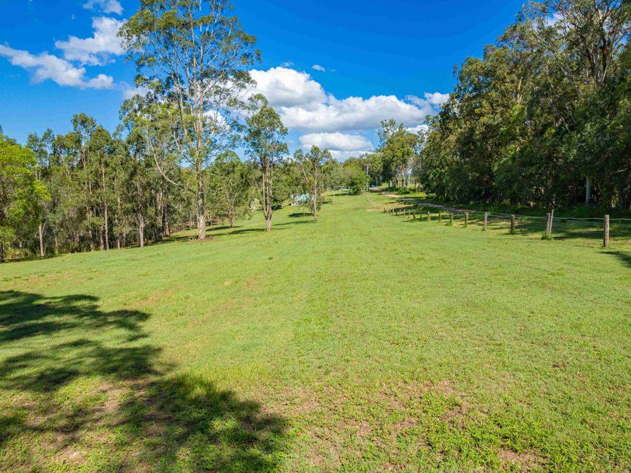 690 Fishermans Pocket Rd, Fishermans Pocket For Sale by Farmbuy.com - image 2