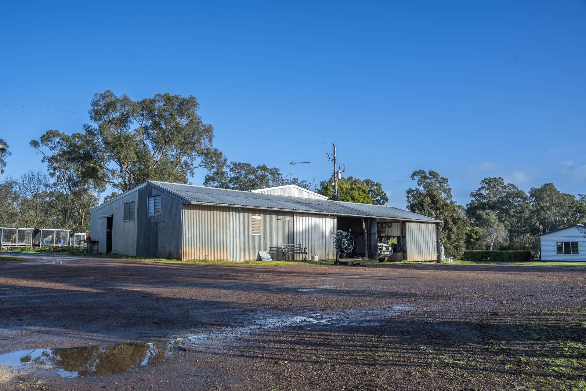 2314 Cavendish-Glendinning Road, Rocklands For Sale by Farmbuy.com - image 3