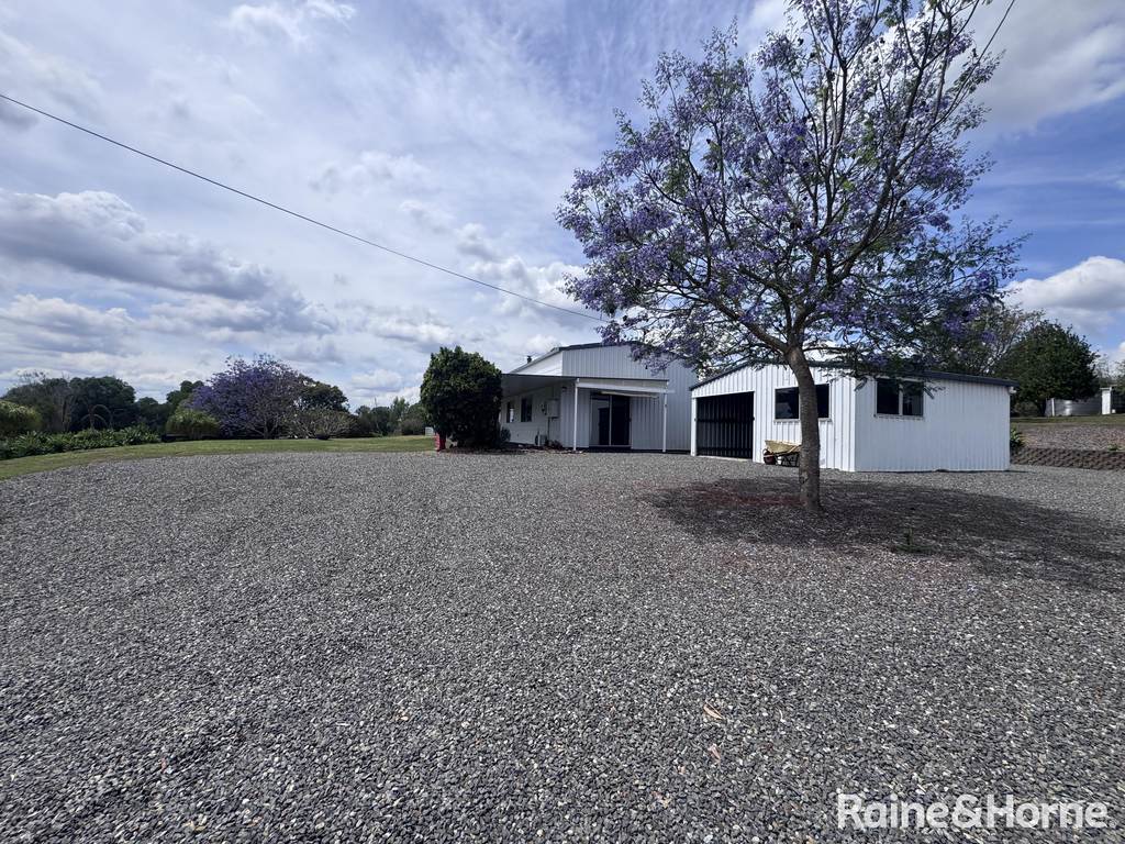 106 Cobby Road, Glan Devon QLD 4615