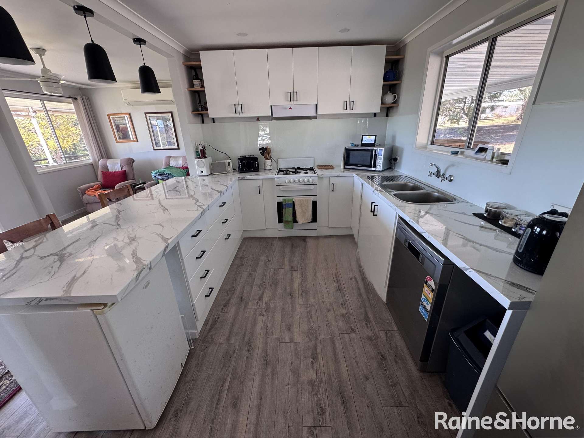 106 Cobby Road, Glan Devon For Sale by Farmbuy.com - image 9