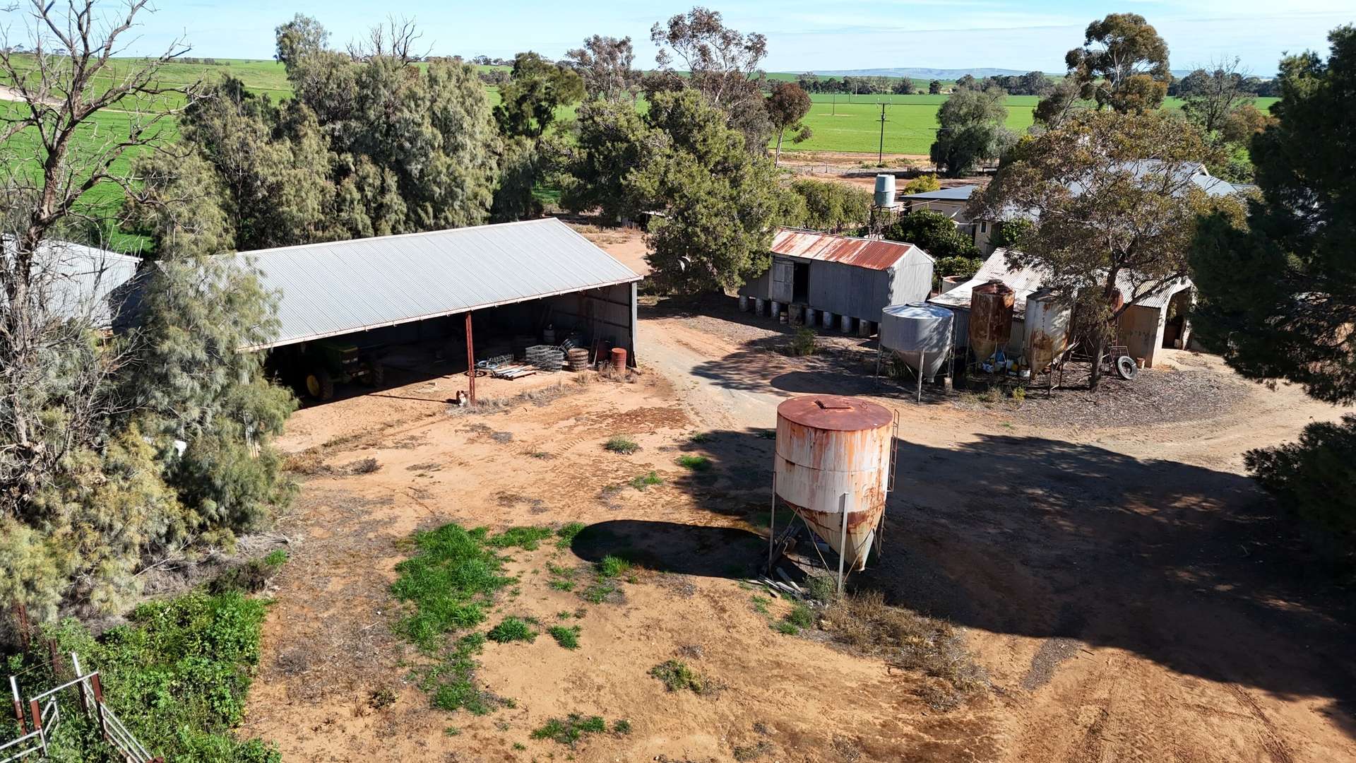 'Riverleigh' 110 Pedler Road, Yacka For Sale by Farmbuy.com - image 23