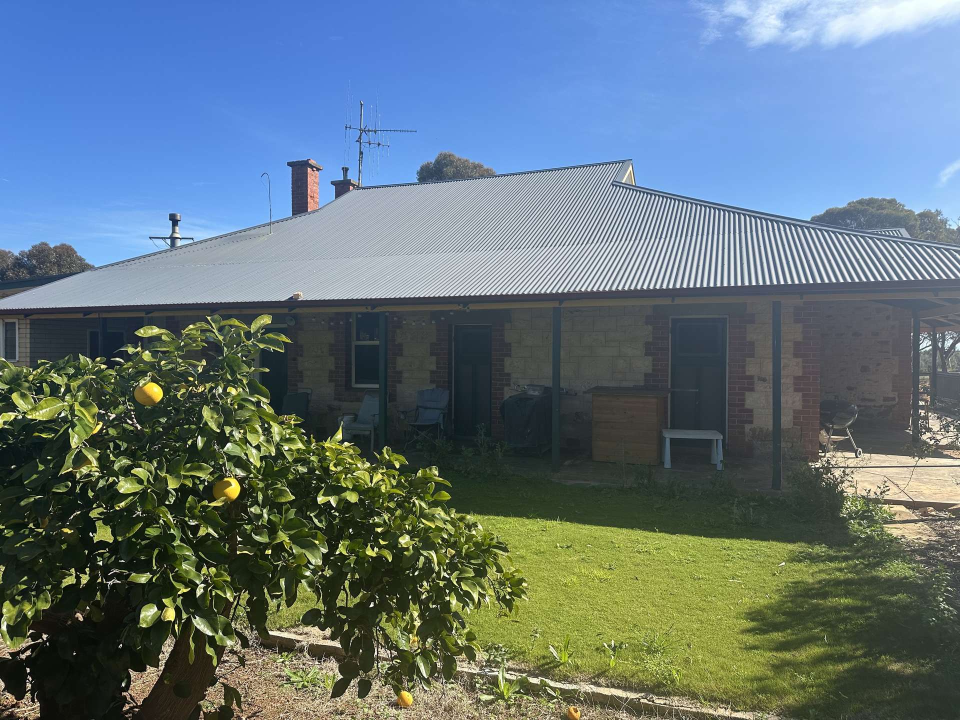 'Riverleigh' 110 Pedler Road, Yacka For Sale by Farmbuy.com - image 19