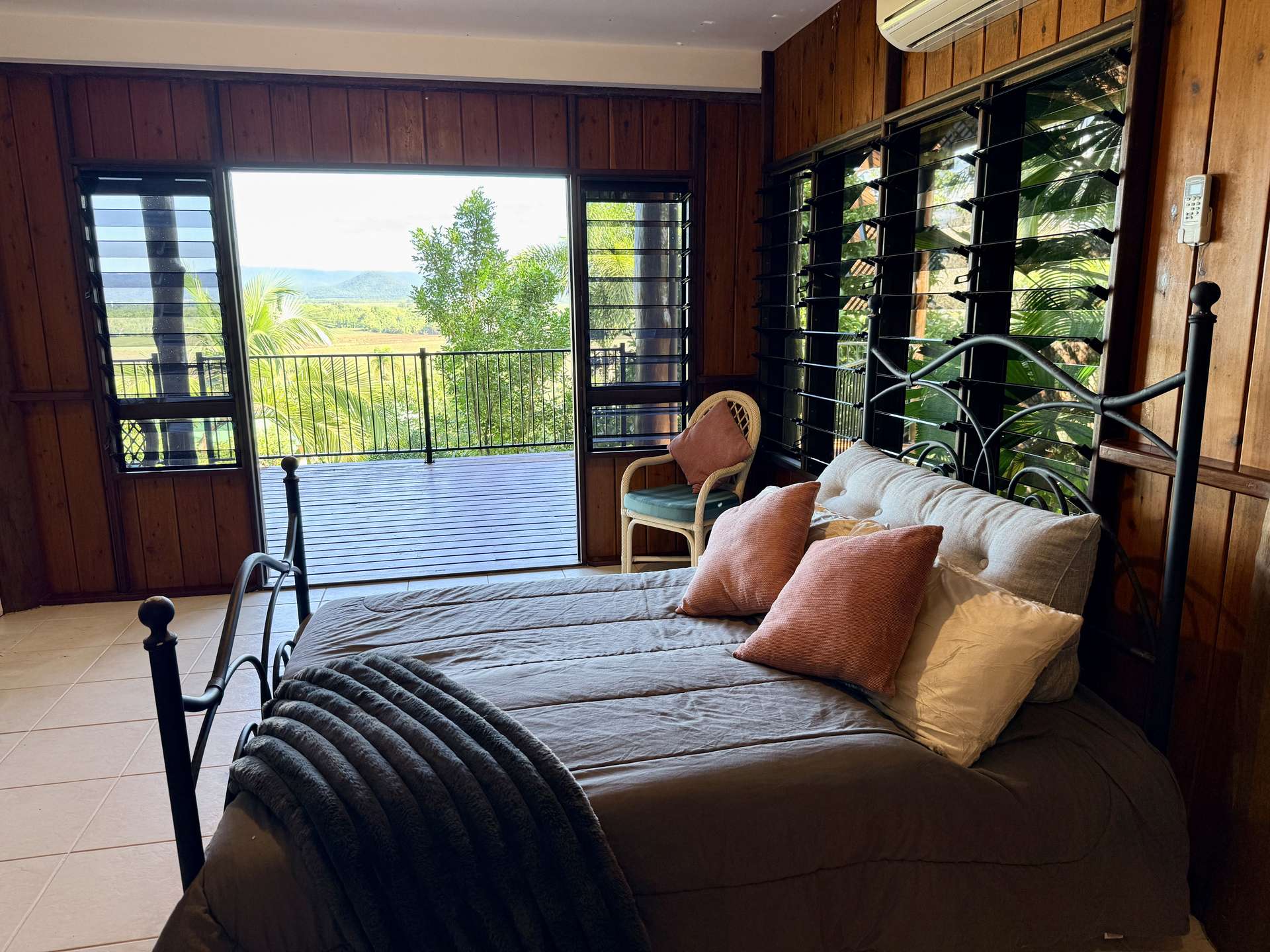 4 Hibiscus Court, Rocky Point, Mossman For Sale by Farmbuy.com - image 16