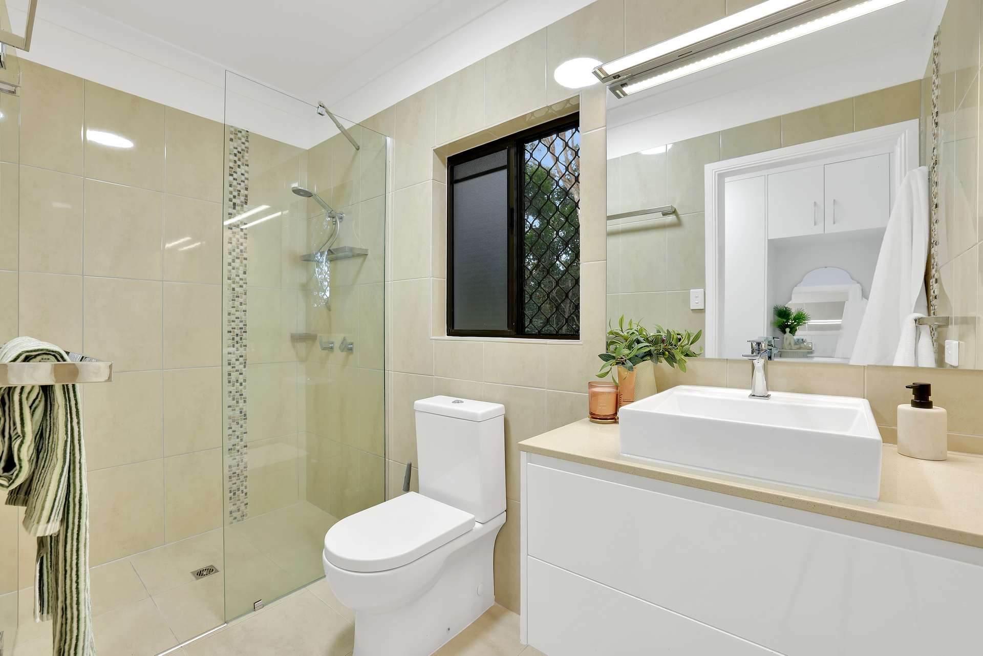 235 Dempsey Street, Gordonvale For Sale by Farmbuy.com - image 18