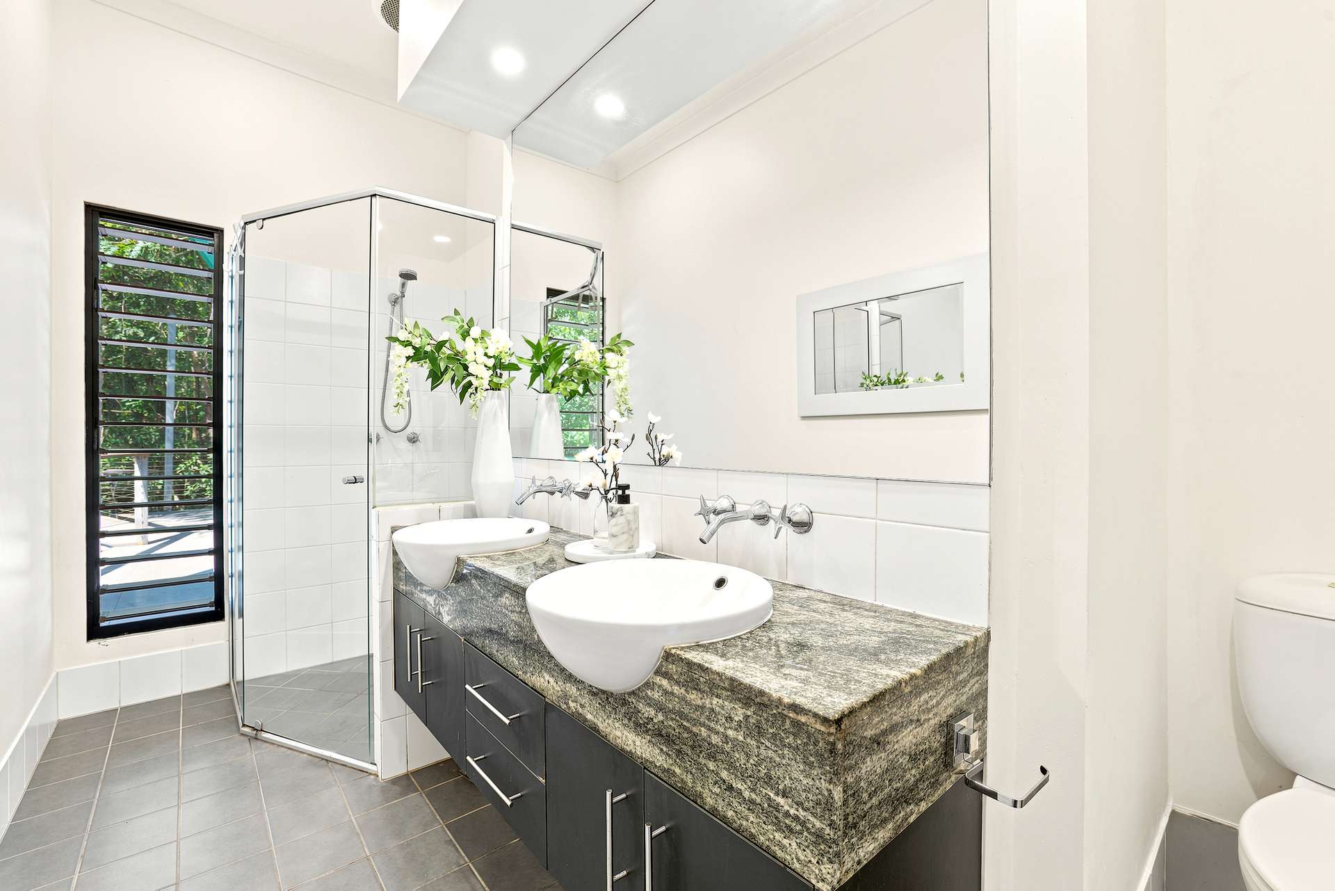 42-44 Ellison Street, Clifton Beach For Sale by Farmbuy.com - image 11
