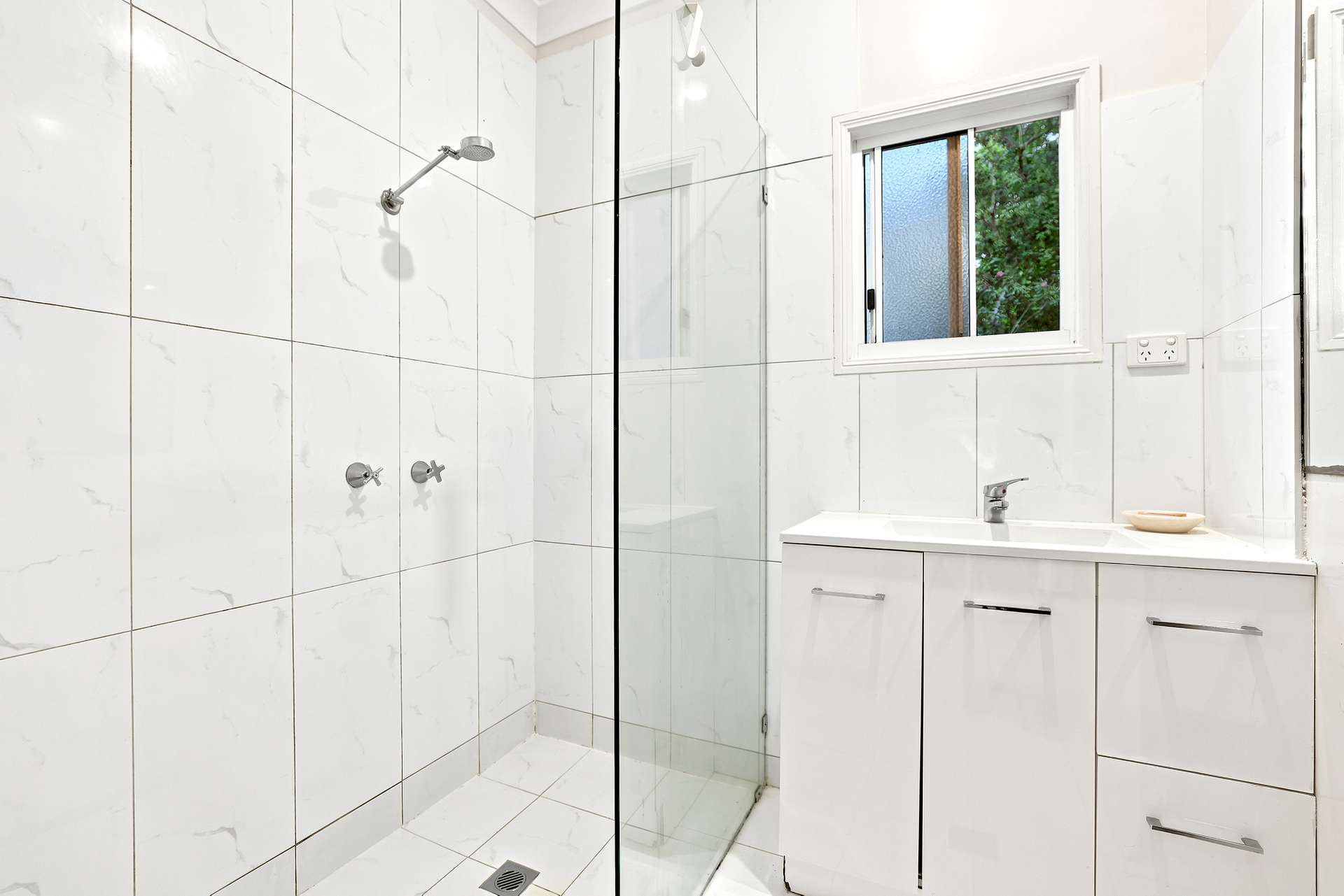 42-44 Ellison Street, Clifton Beach For Sale by Farmbuy.com - image 26