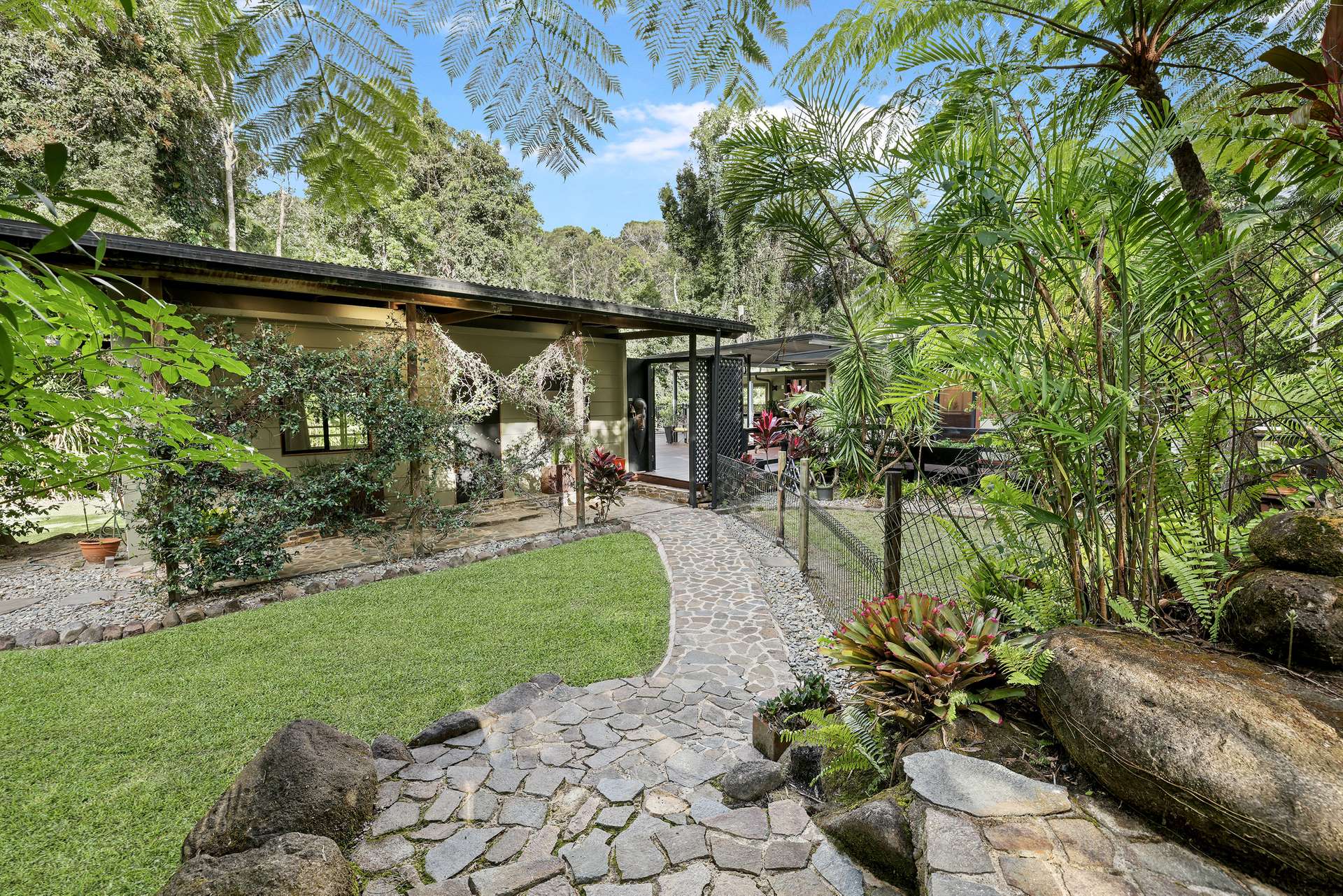 2A Fairyland Road, Kuranda For Sale by Farmbuy.com - image 18