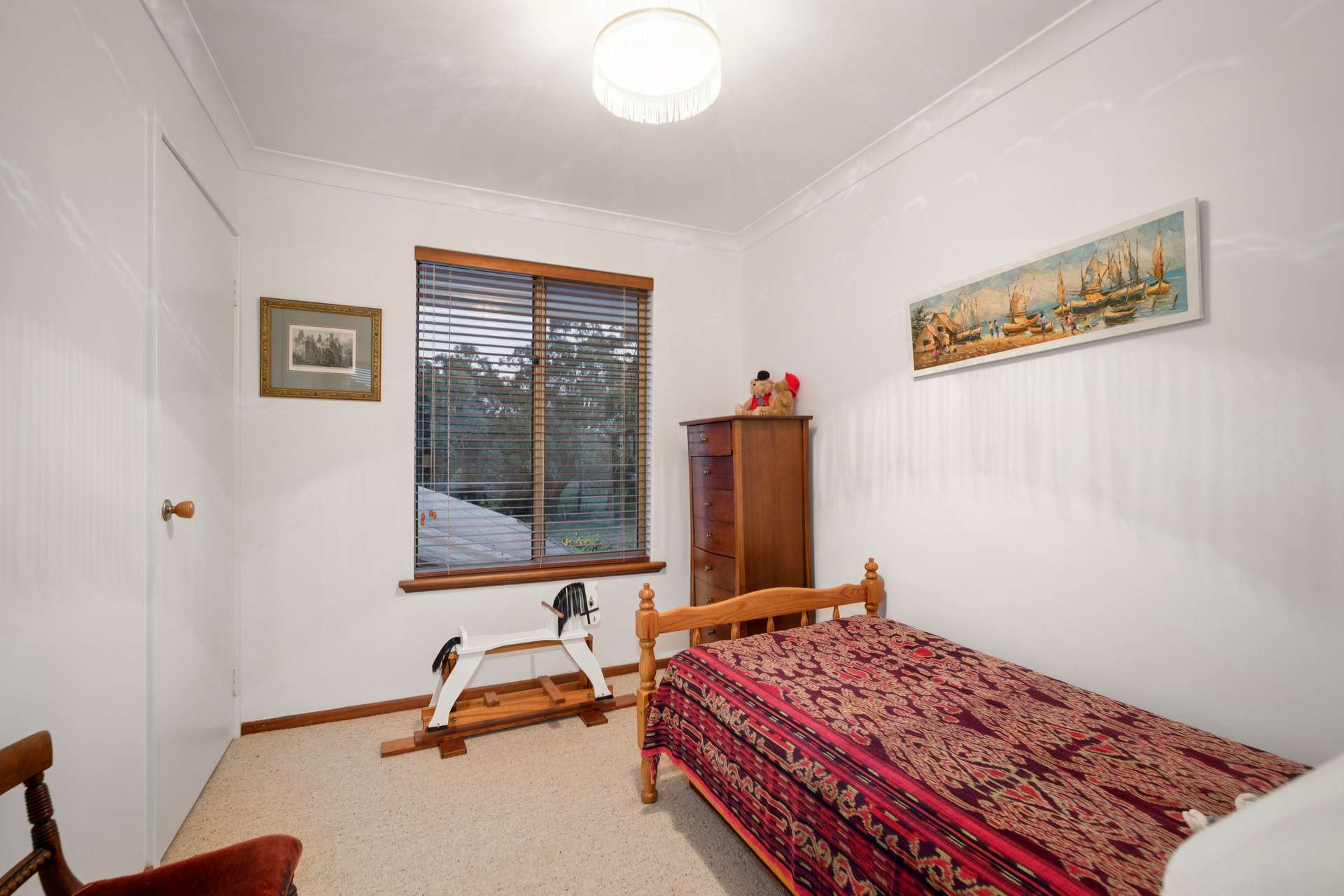 39 Kings Row, Baskerville For Sale by Farmbuy.com - image 19