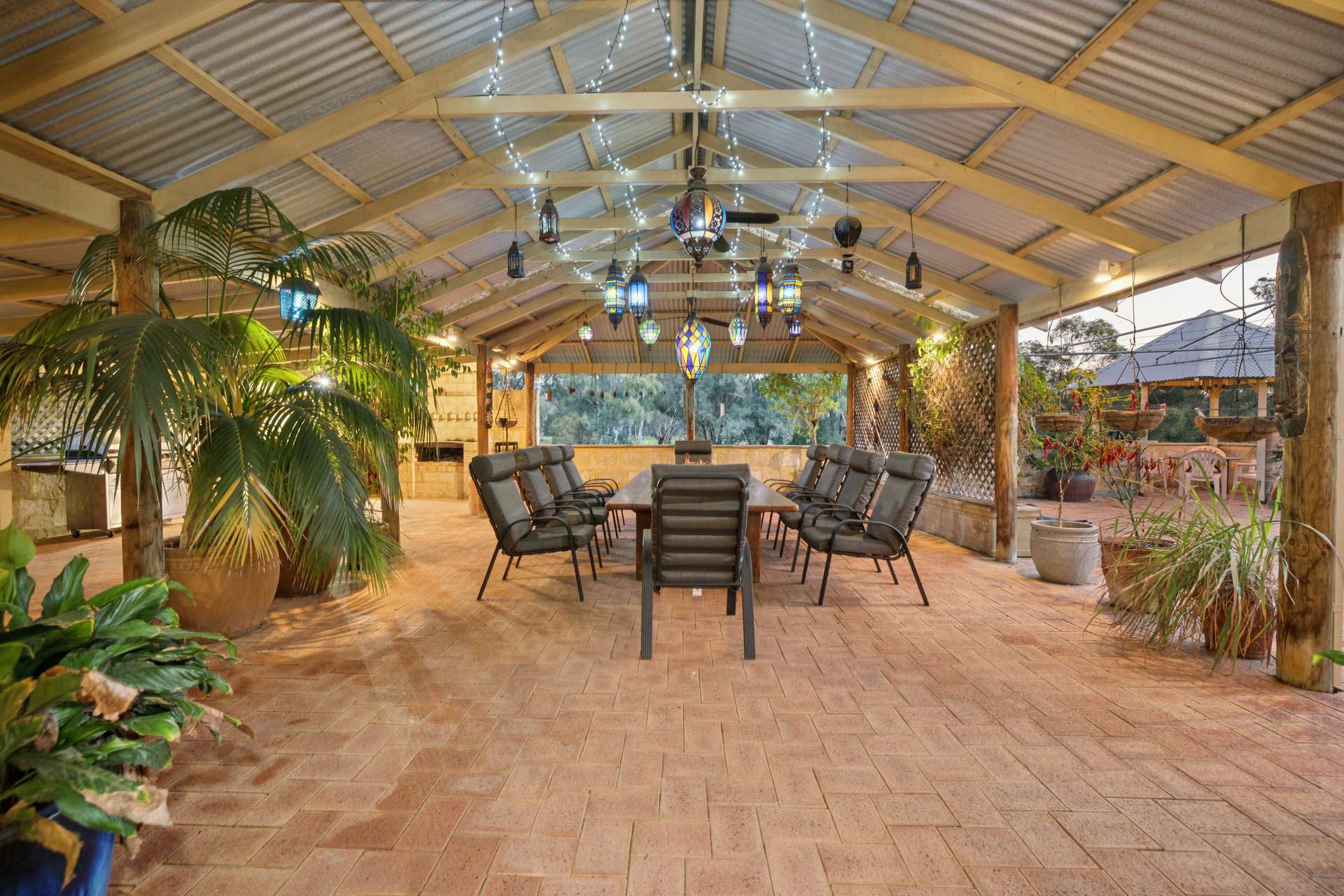 39 Kings Row, Baskerville For Sale by Farmbuy.com - image 20