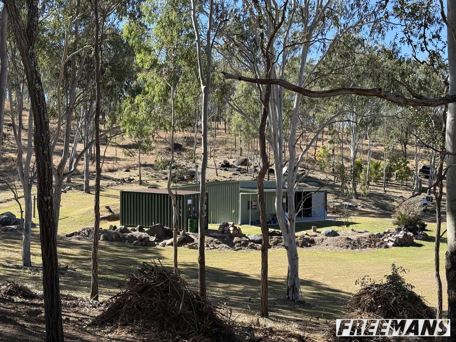 16 Diggings Road, South East Nanango For Sale by Farmbuy.com - image 1