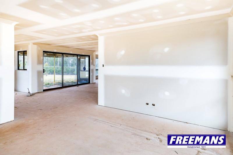 130-132 Premier Drive, Kingaroy For Sale by Farmbuy.com - image 6