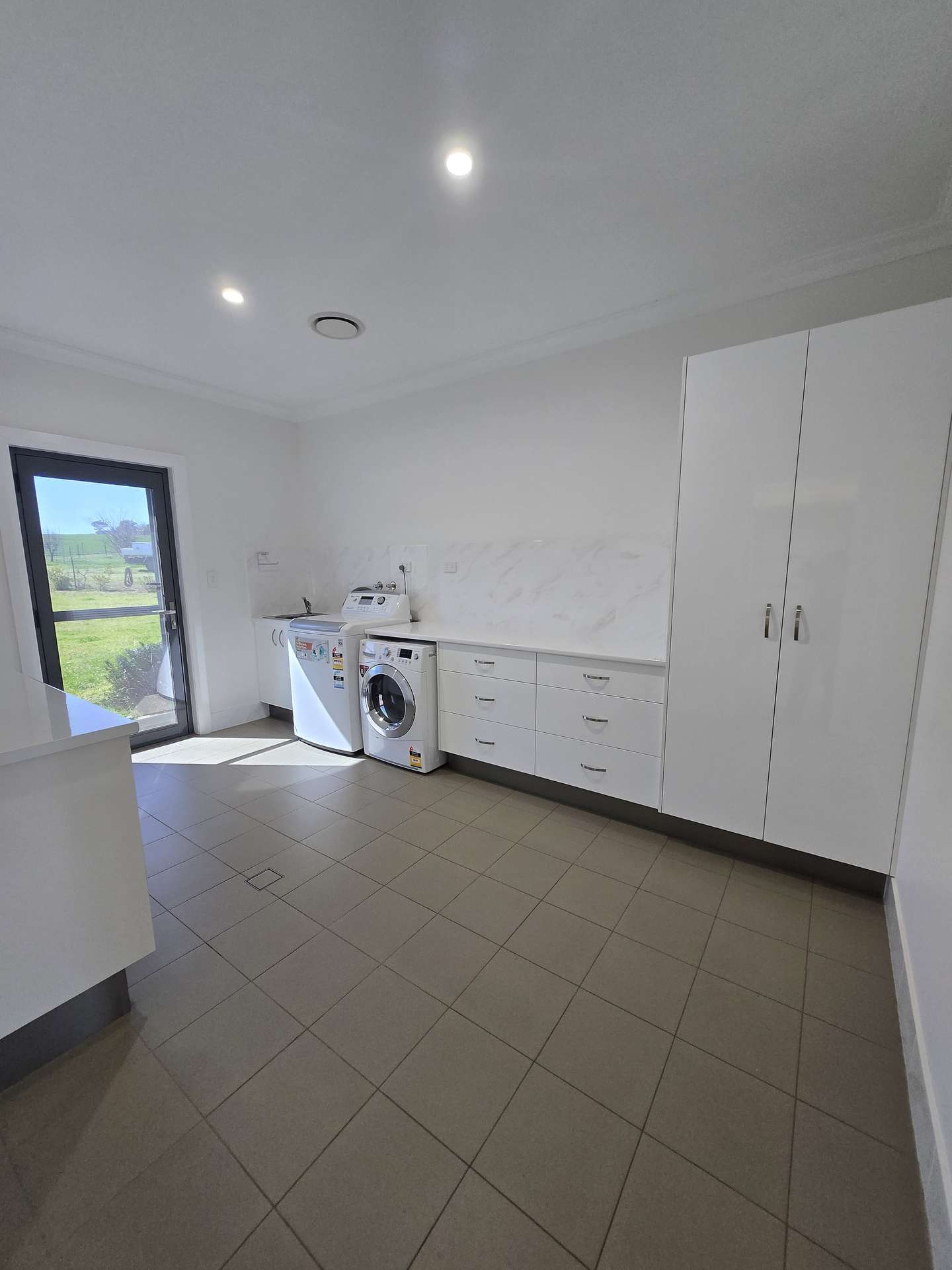 56 Leneva Lane, Canowindra For Sale by Farmbuy.com - image 11