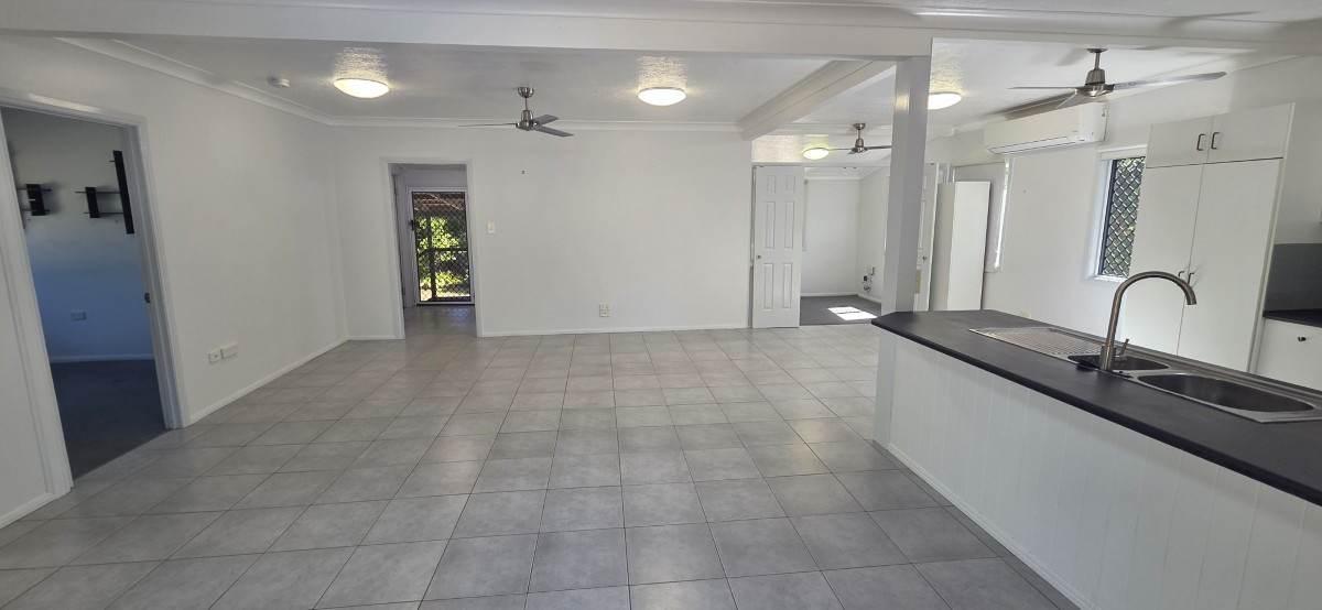 13 Mistletoe Street, Forrest Beach For Sale by Farmbuy.com - image 6